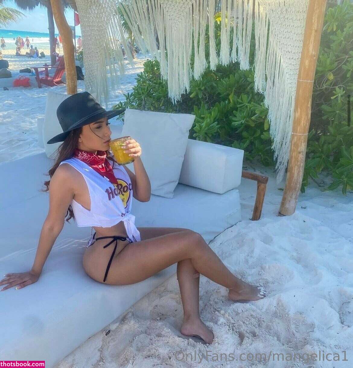 Cute Molly18 Photo #14