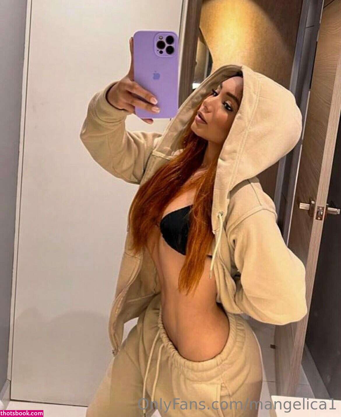 Cute Molly18 Photo #22