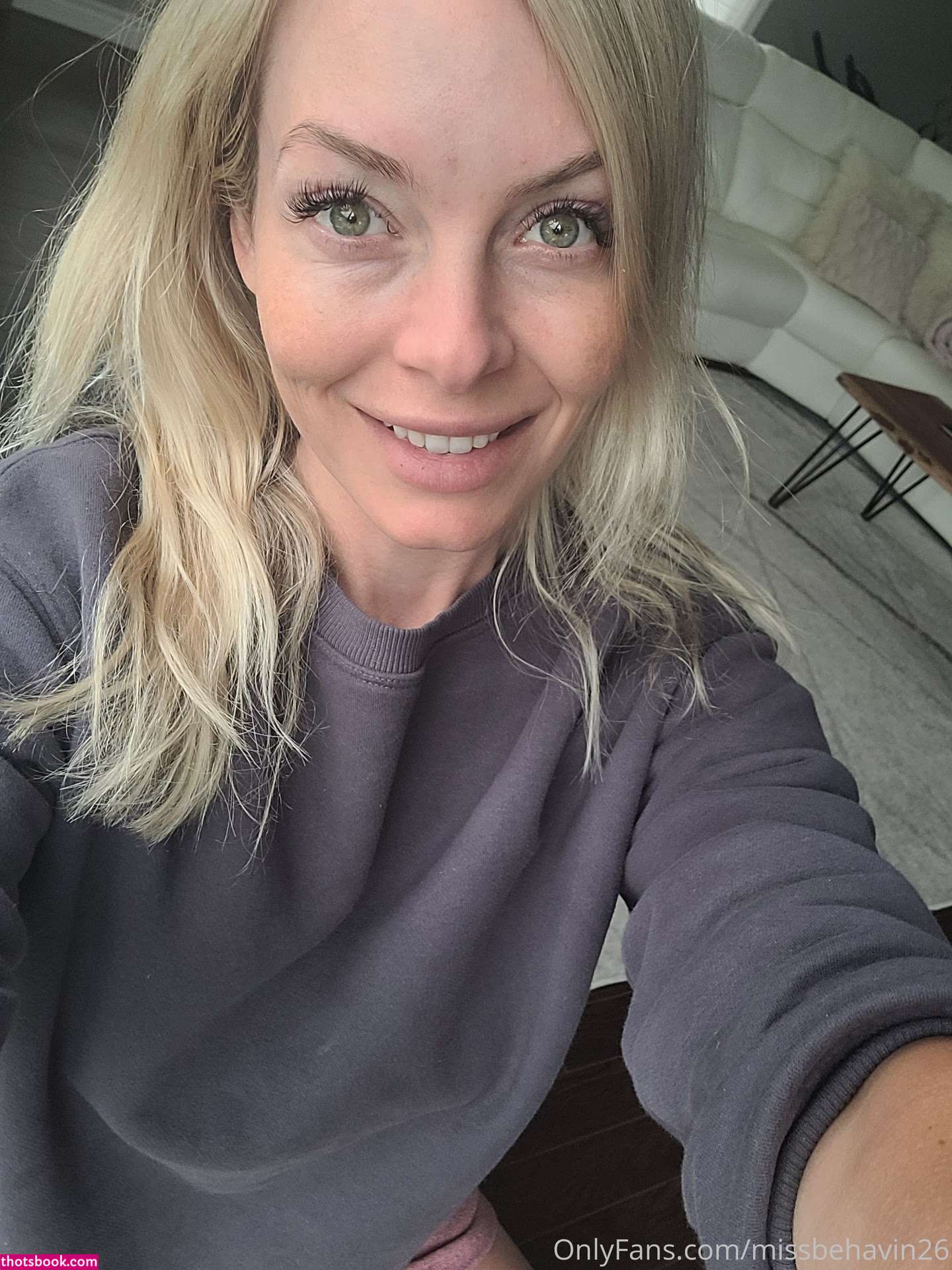 Missbehavin26 Photo #14