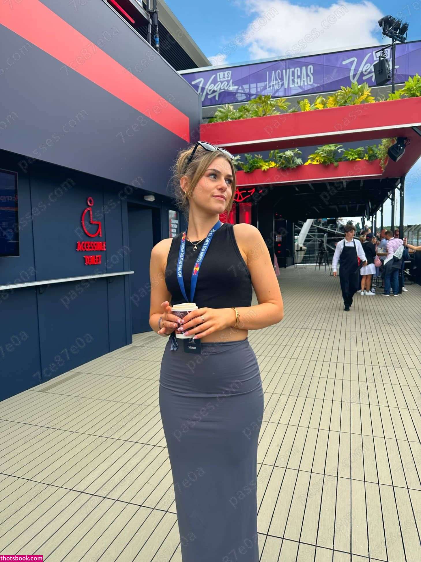 Shannon Langdon Photo #15