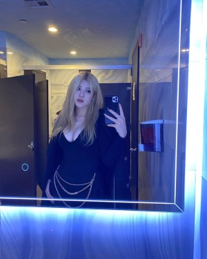 Allissa Shin Photo #24