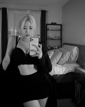 Allissa Shin Photo #27