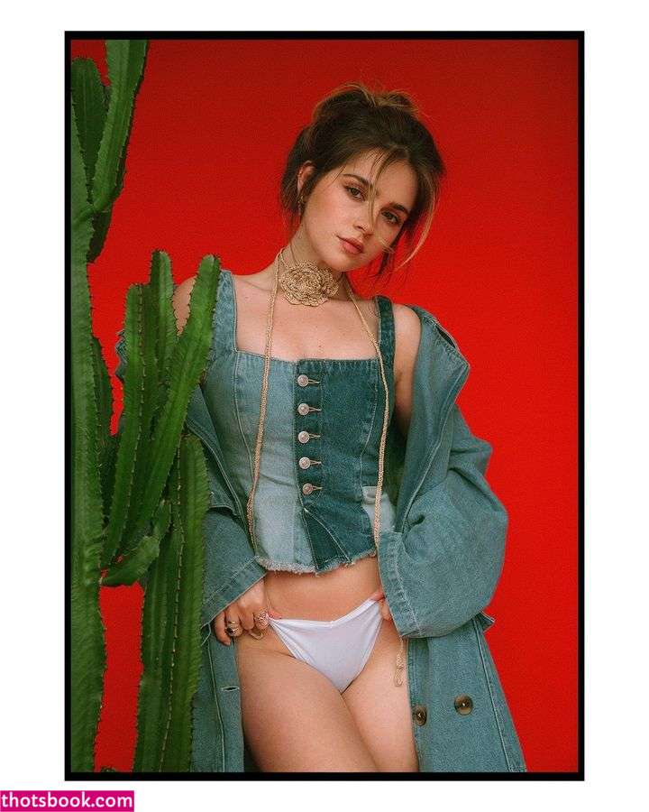 Jessy Hartel Photo #2