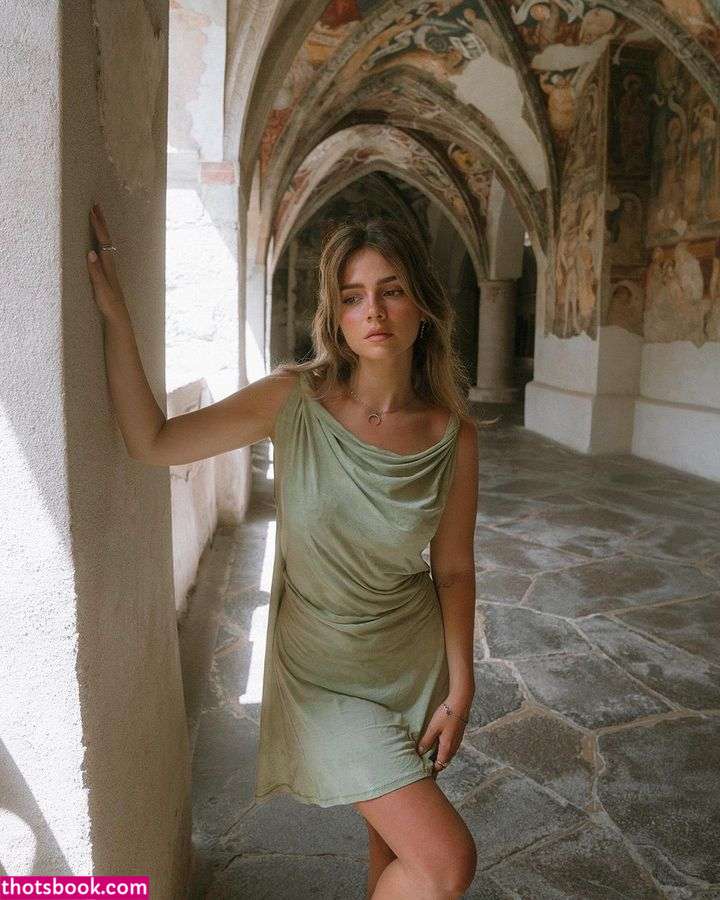 Jessy Hartel Photo #29