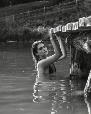 Jessy Hartel Photo #1