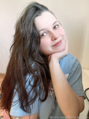 Minty Miyako Photo #10