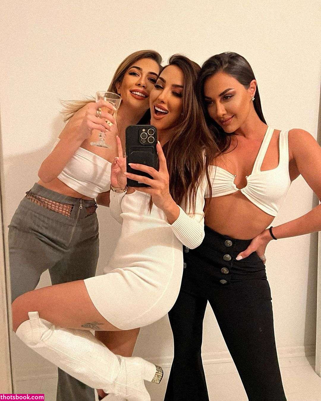 Sadaf Taherian Photo #5