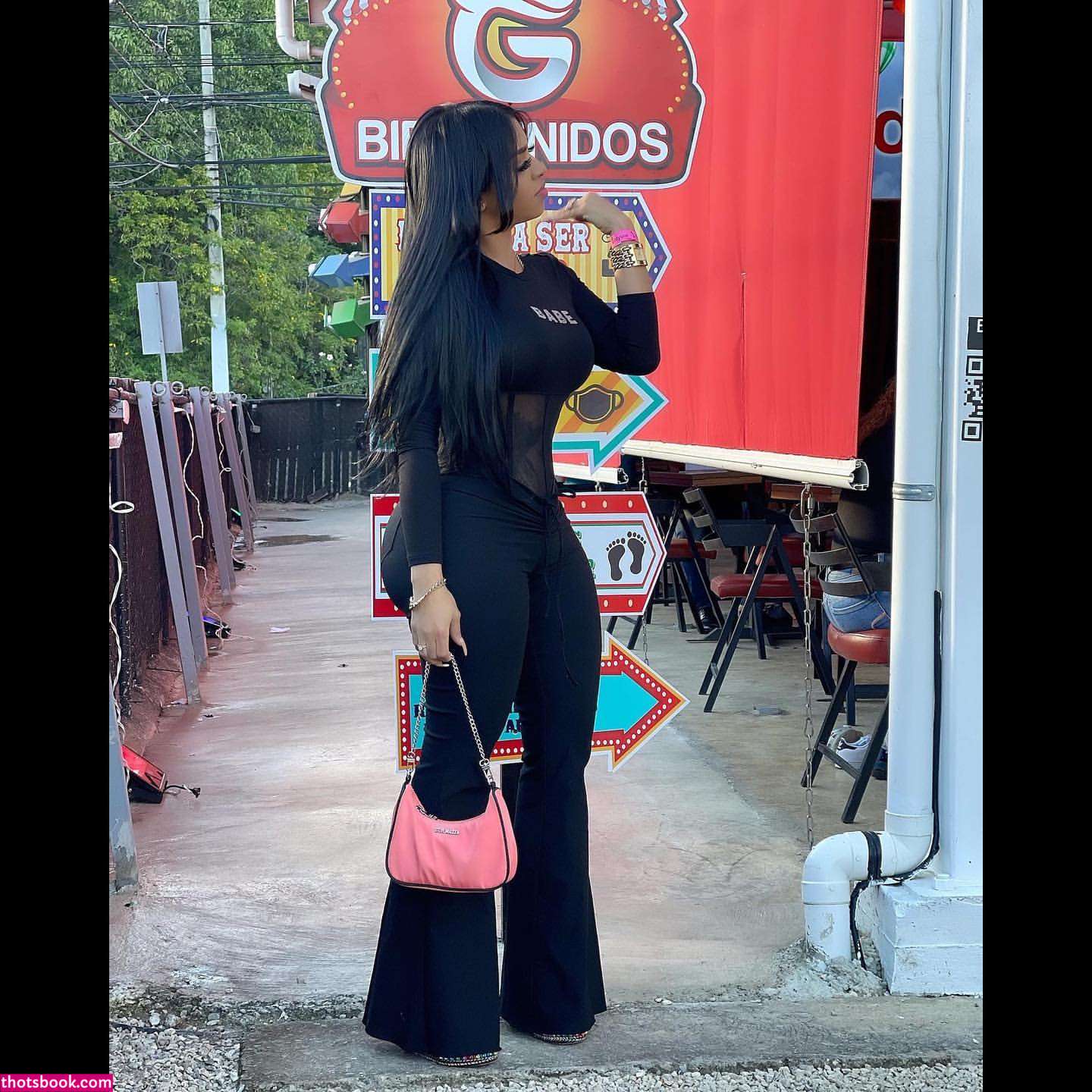 Yinett Baez Photo #3