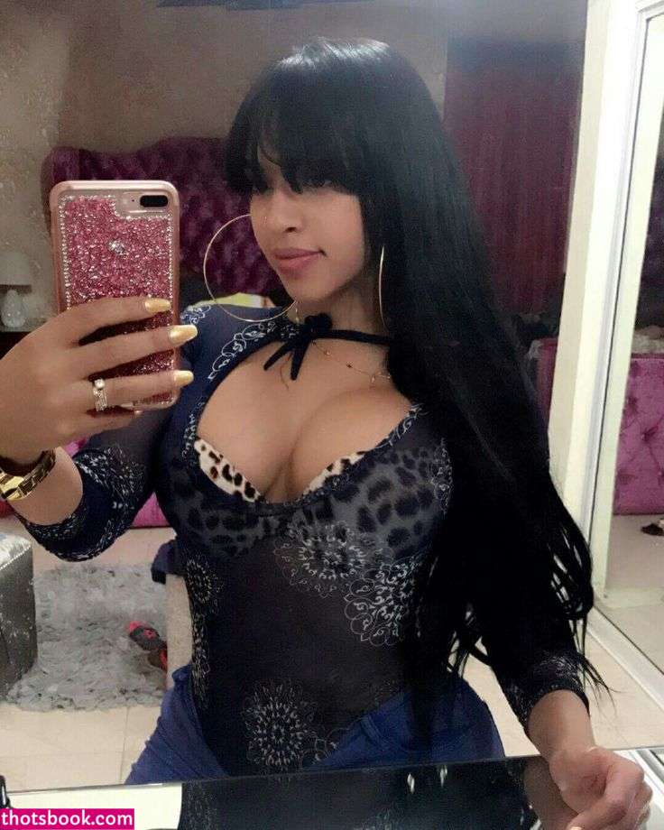 Yinett Baez Photo #11