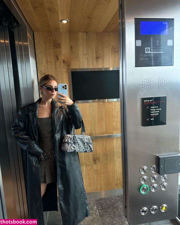 Jessy Hartel Photo #125