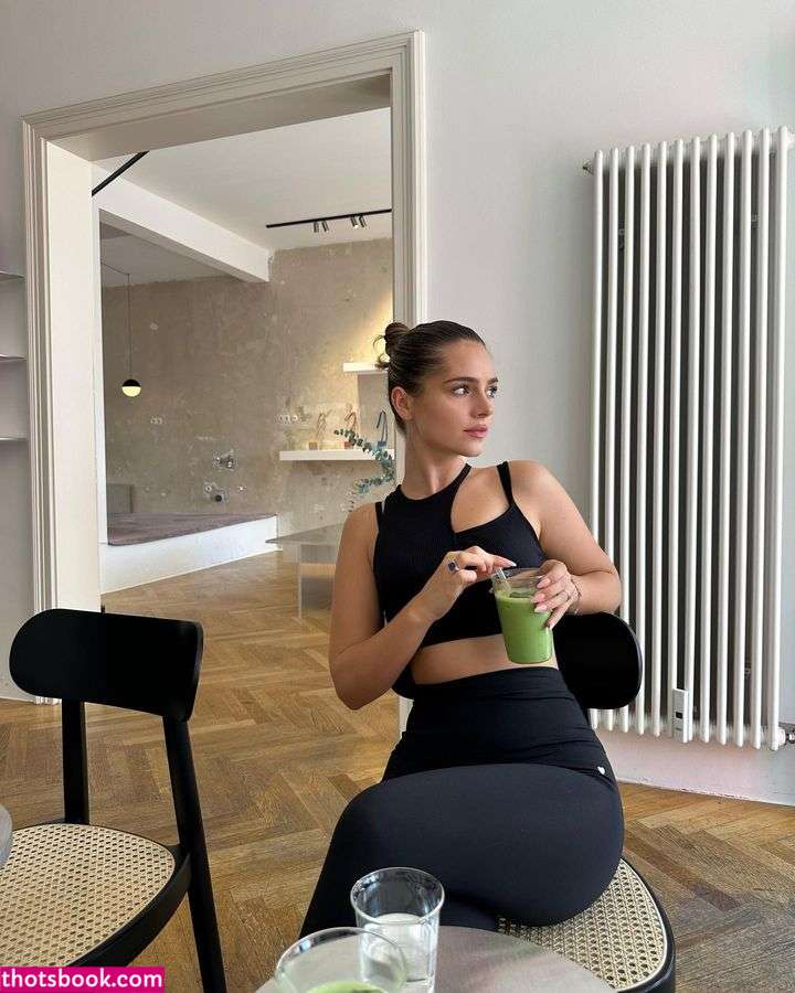 Jessy Hartel Photo #145