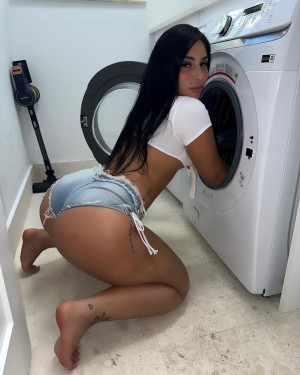 badlilshego Photo #1