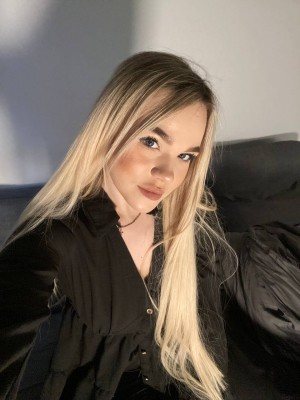 Alicebrightt Photo #14