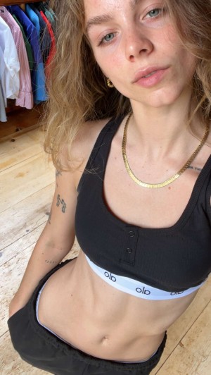 Anna Shumate Photo #18