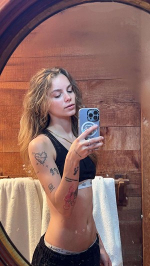 Anna Shumate Photo #19