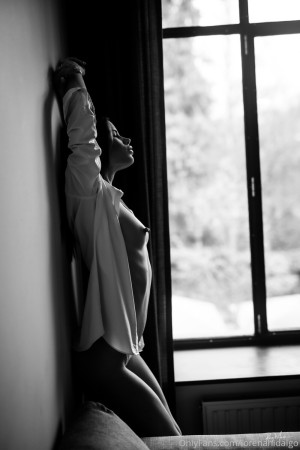 Lorena Hidalgo Photo #5