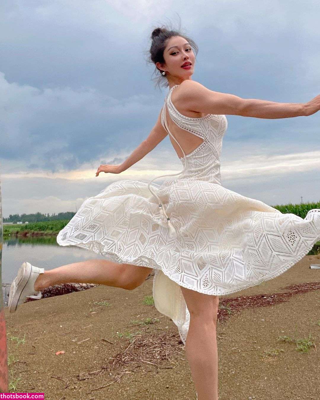 Yuan Herong Photo #25