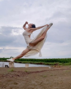 Yuan Herong Photo #26