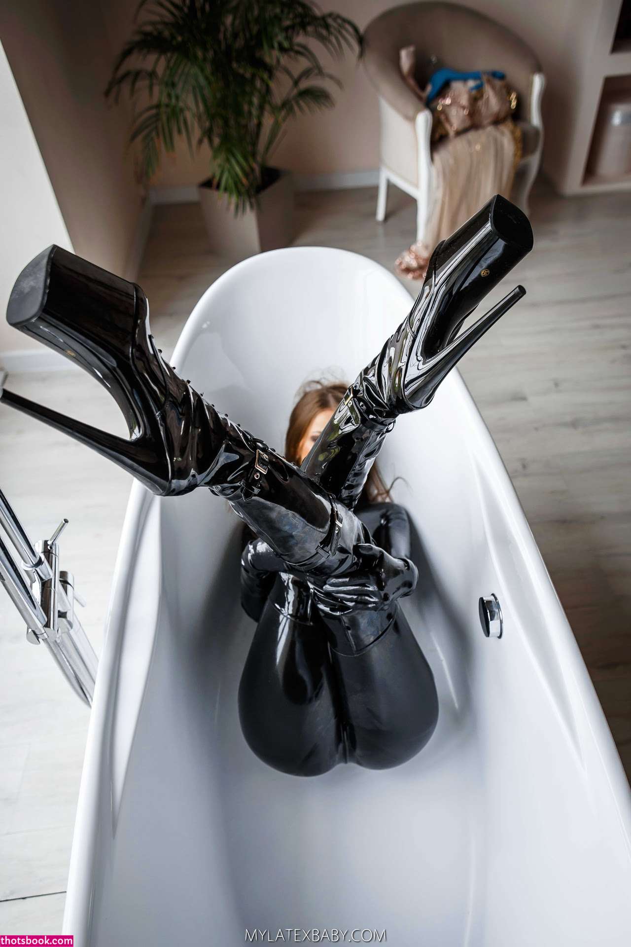 mylatexbaby Photo #47