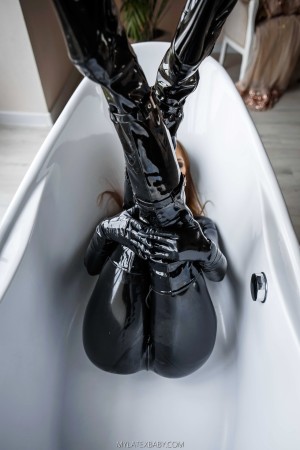 mylatexbaby Photo #26