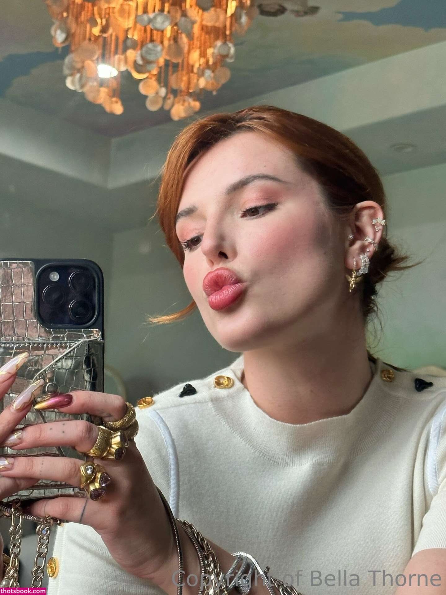 Bella Thorne Photo #183