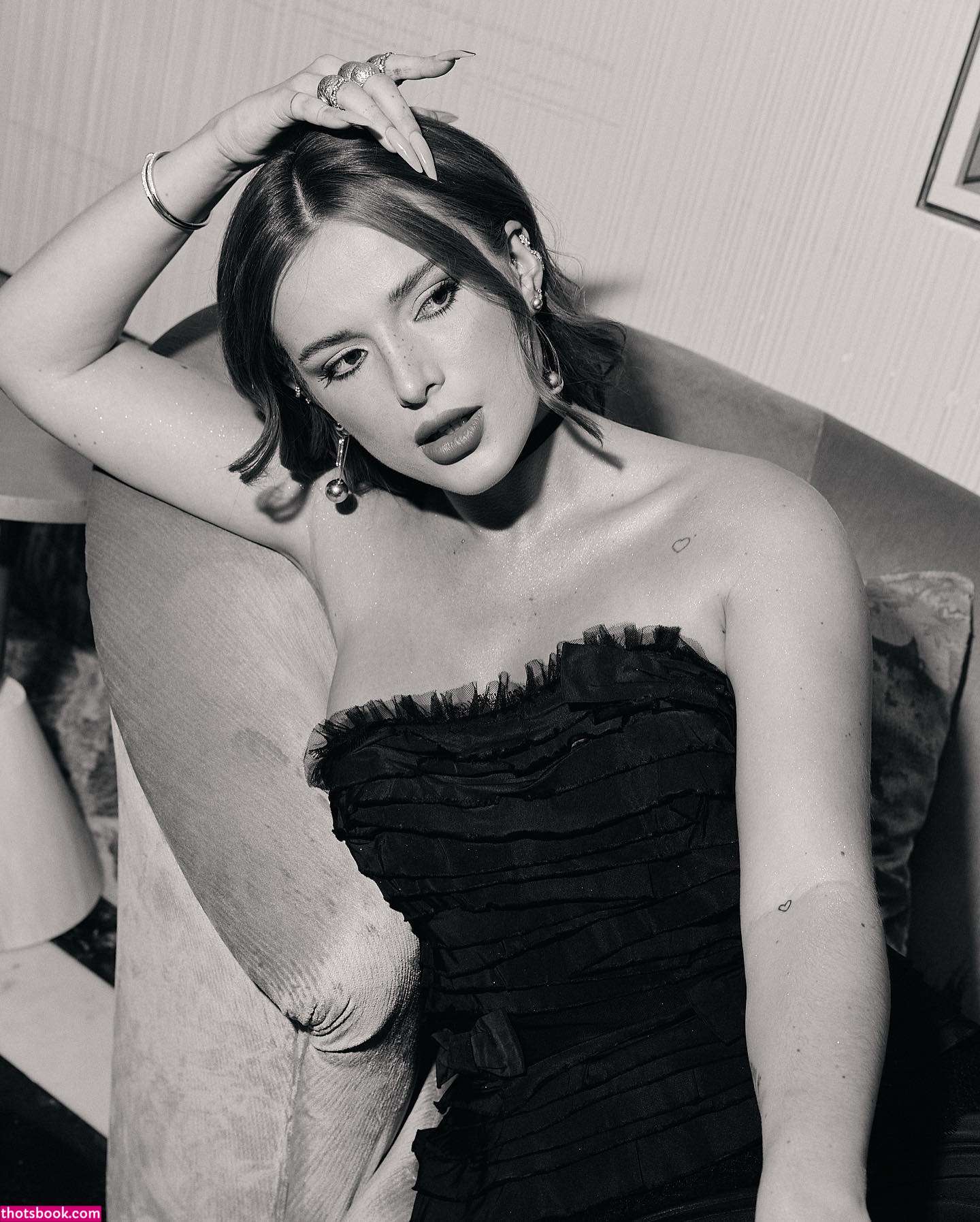 Bella Thorne Photo #225