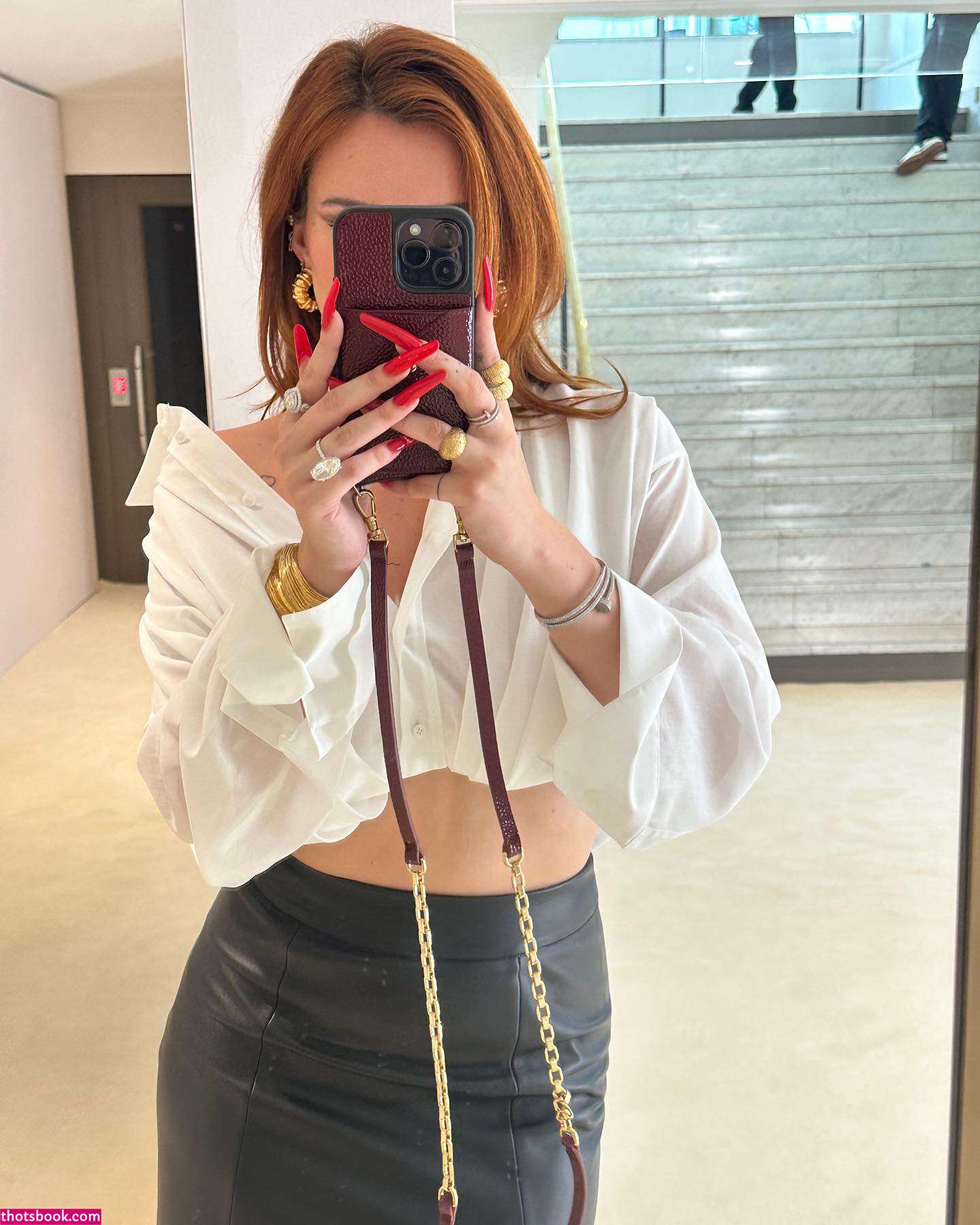 Bella Thorne Photo #275