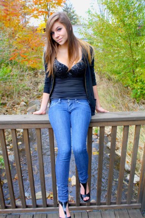 Stephanie Manescu Photo #57