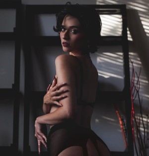 Vain Virgo Photo #29