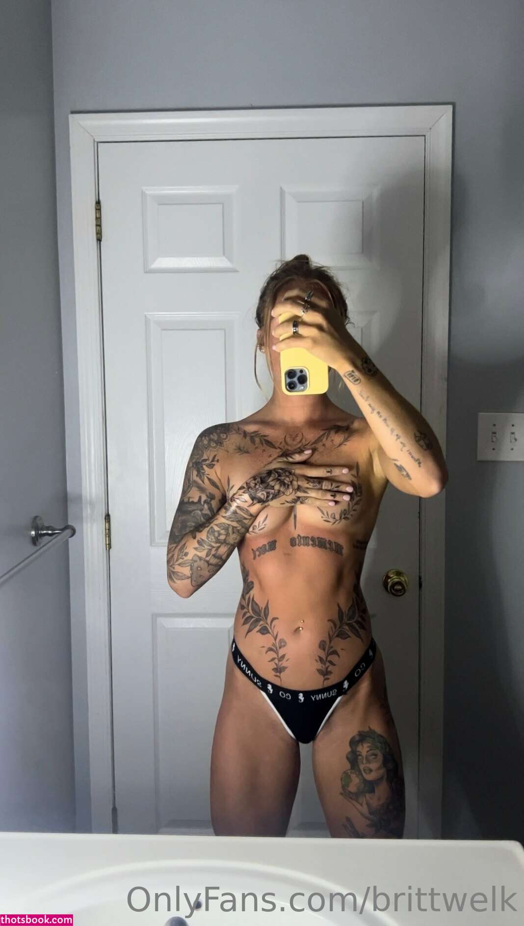 Brittani Welker Photo #7