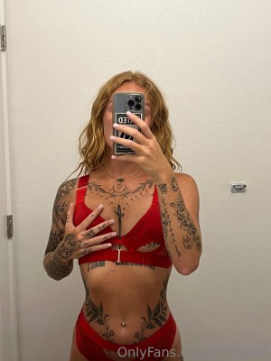 Brittani Welker Photo #10