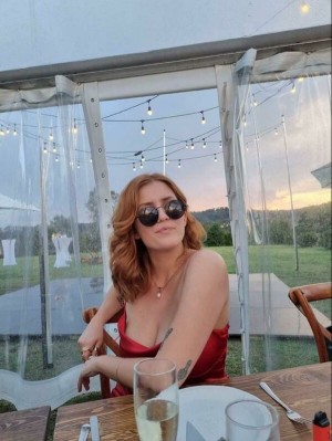 Chloe Maddren Photo #4