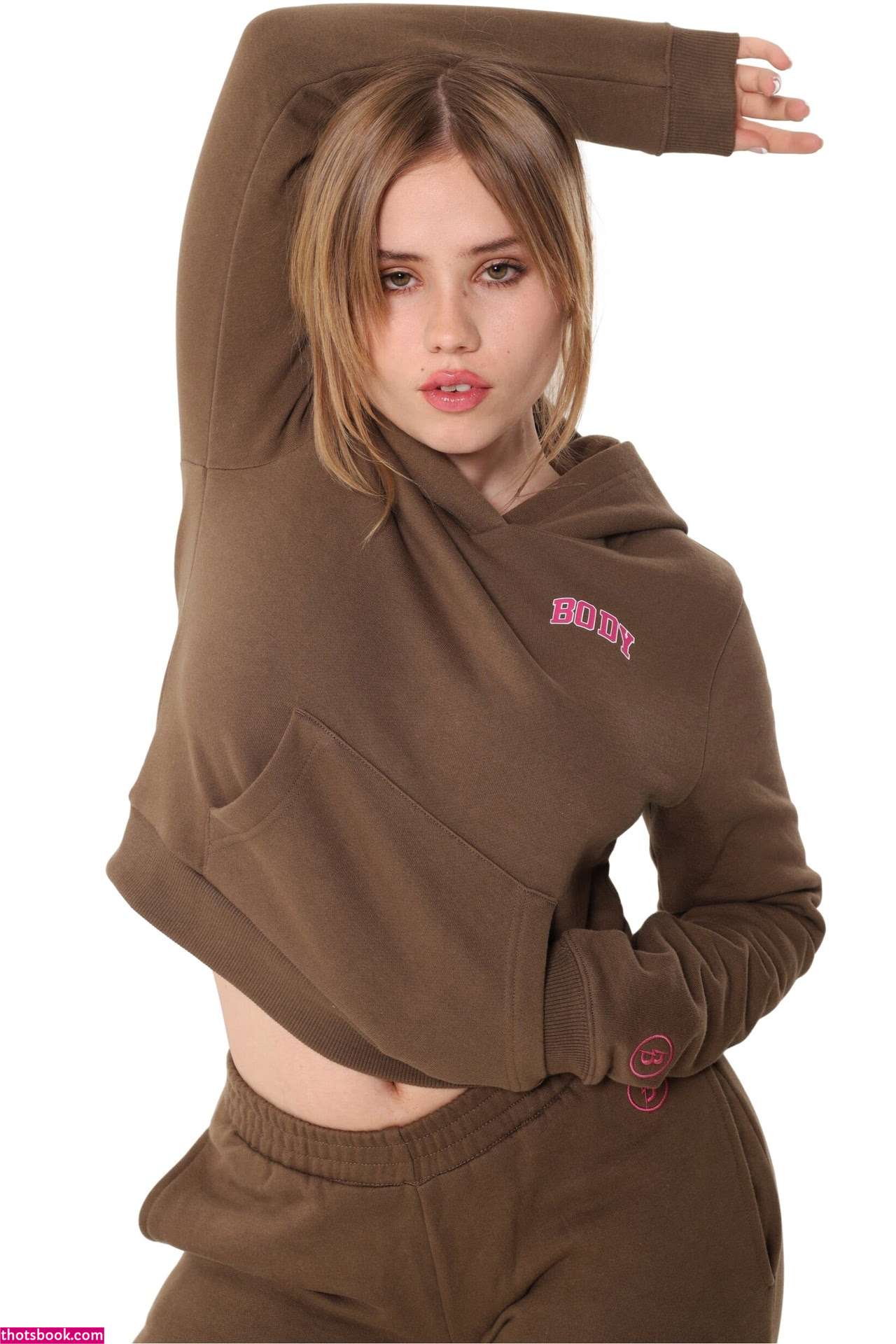 Lexee Smith Photo #24