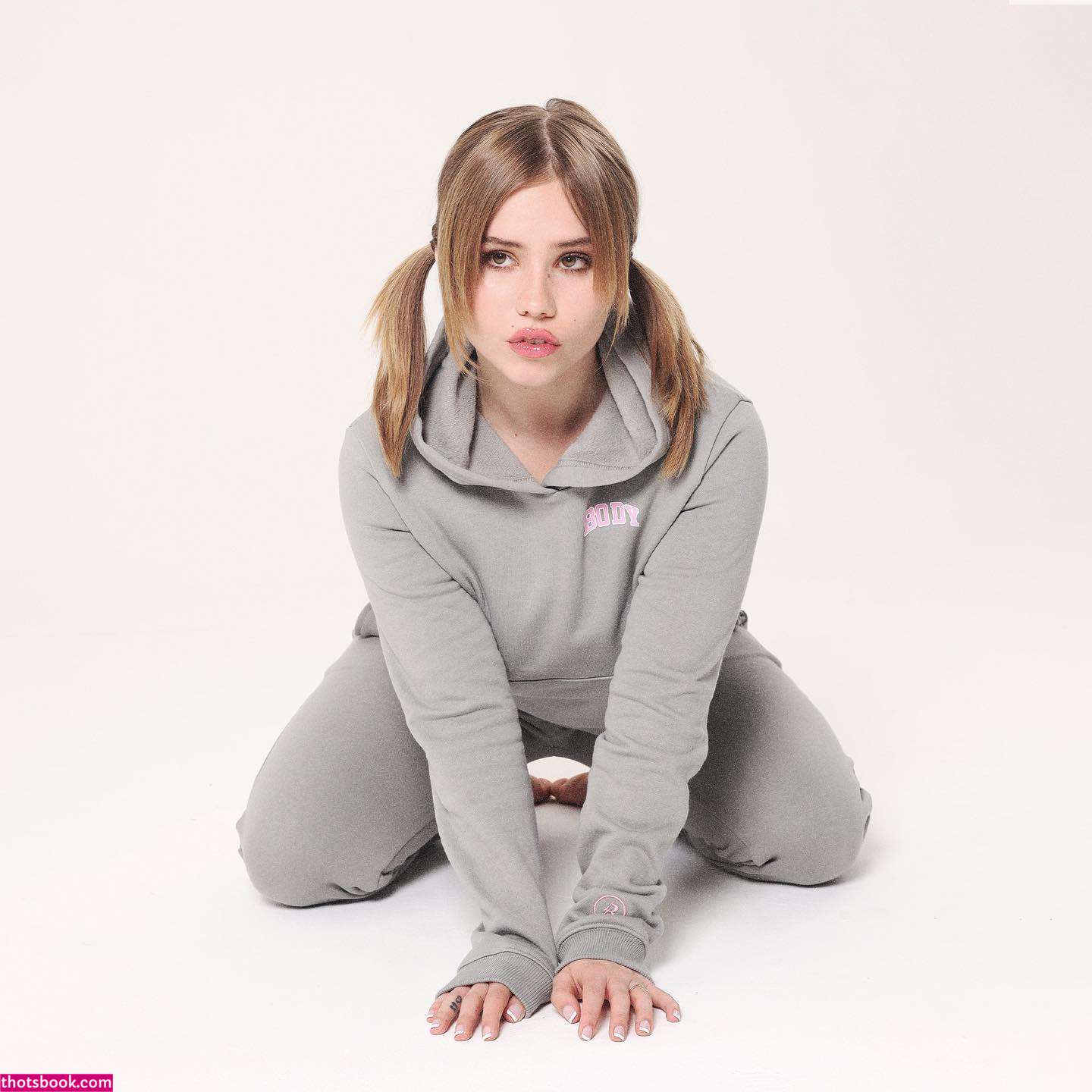 Lexee Smith Photo #28