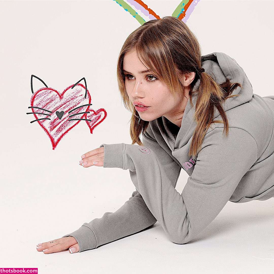 Lexee Smith Photo #39