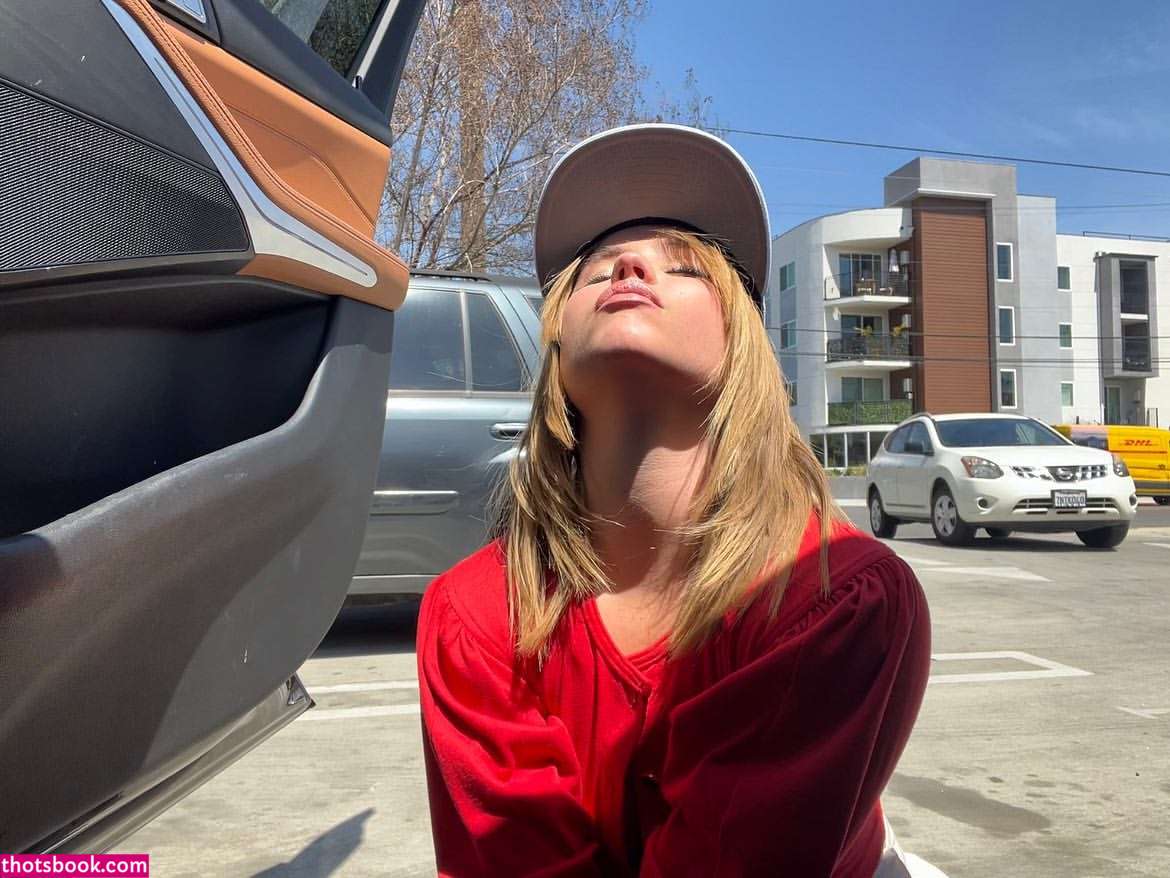 Lexee Smith Photo #59