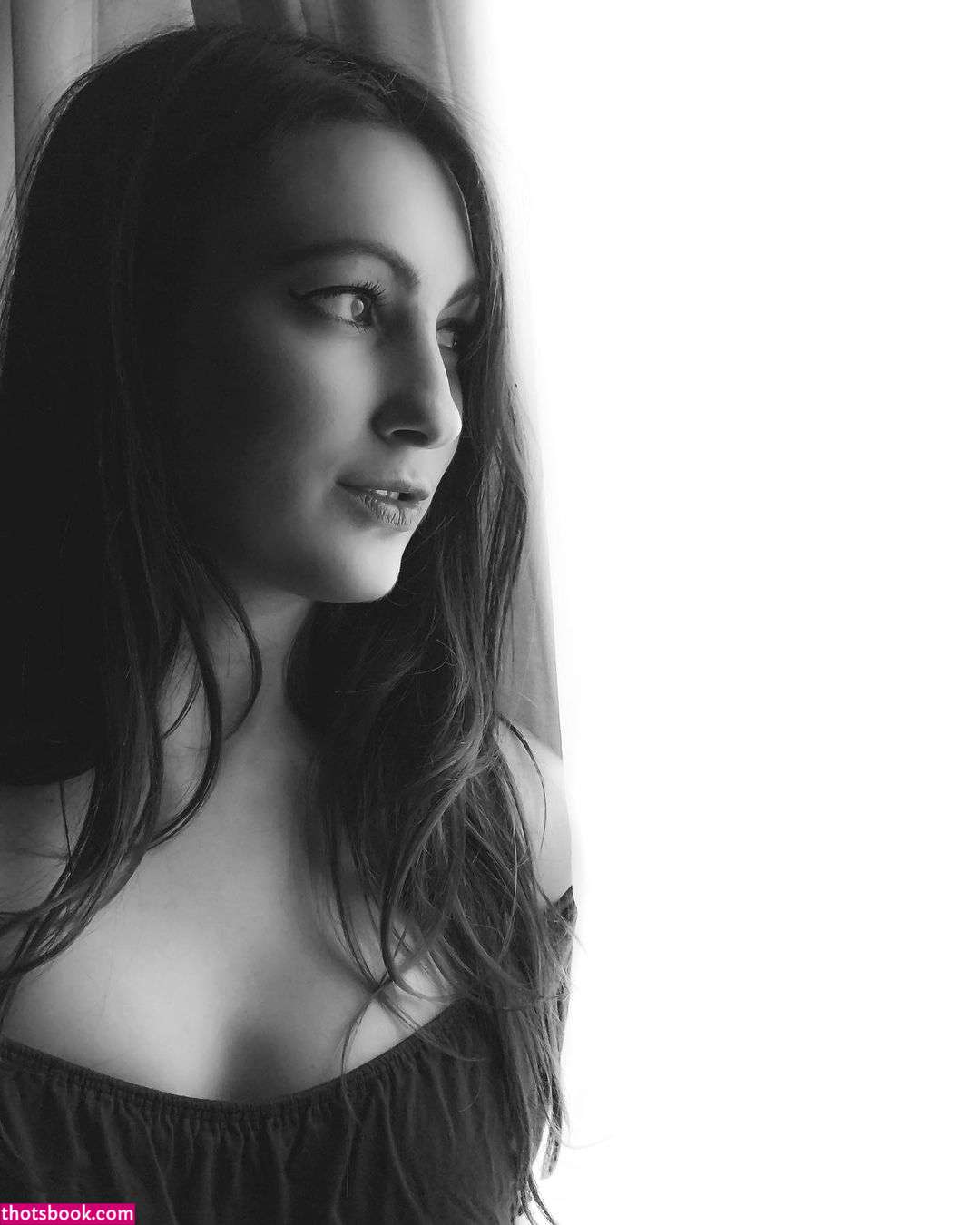 Thatdarn Foxx Photo #14