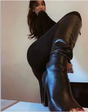 Yasmine Nigiotti Photo #14