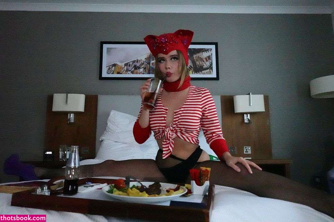 Lexee Smith Photo #80