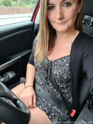 boredenglishwife Photo #11