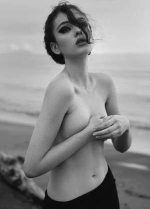 Deva Cassel Photo #7