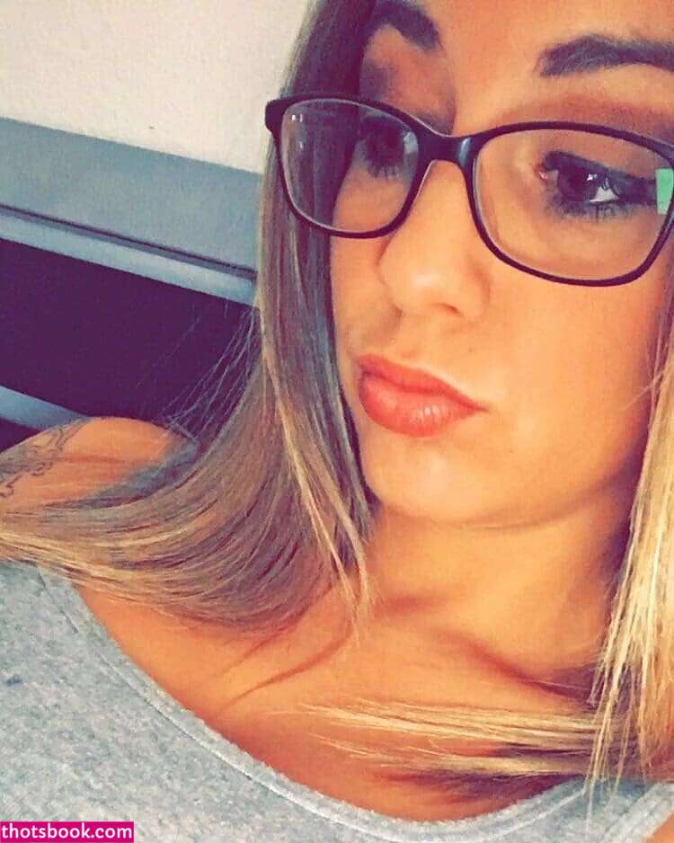 Layla London Photo #4