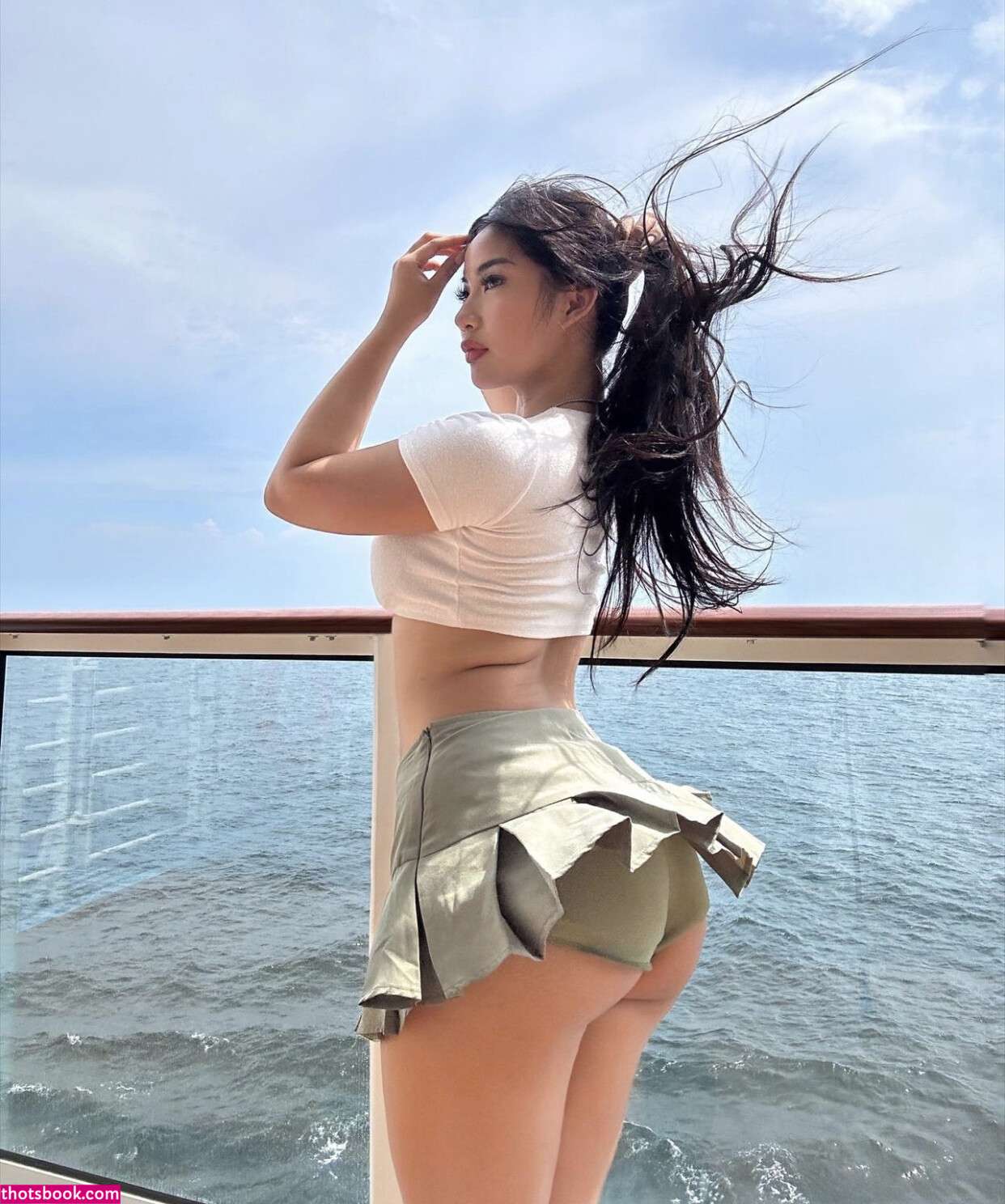 Rachelle Ruth Photo #19