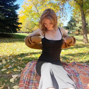 Makenna Kelly Photo #37