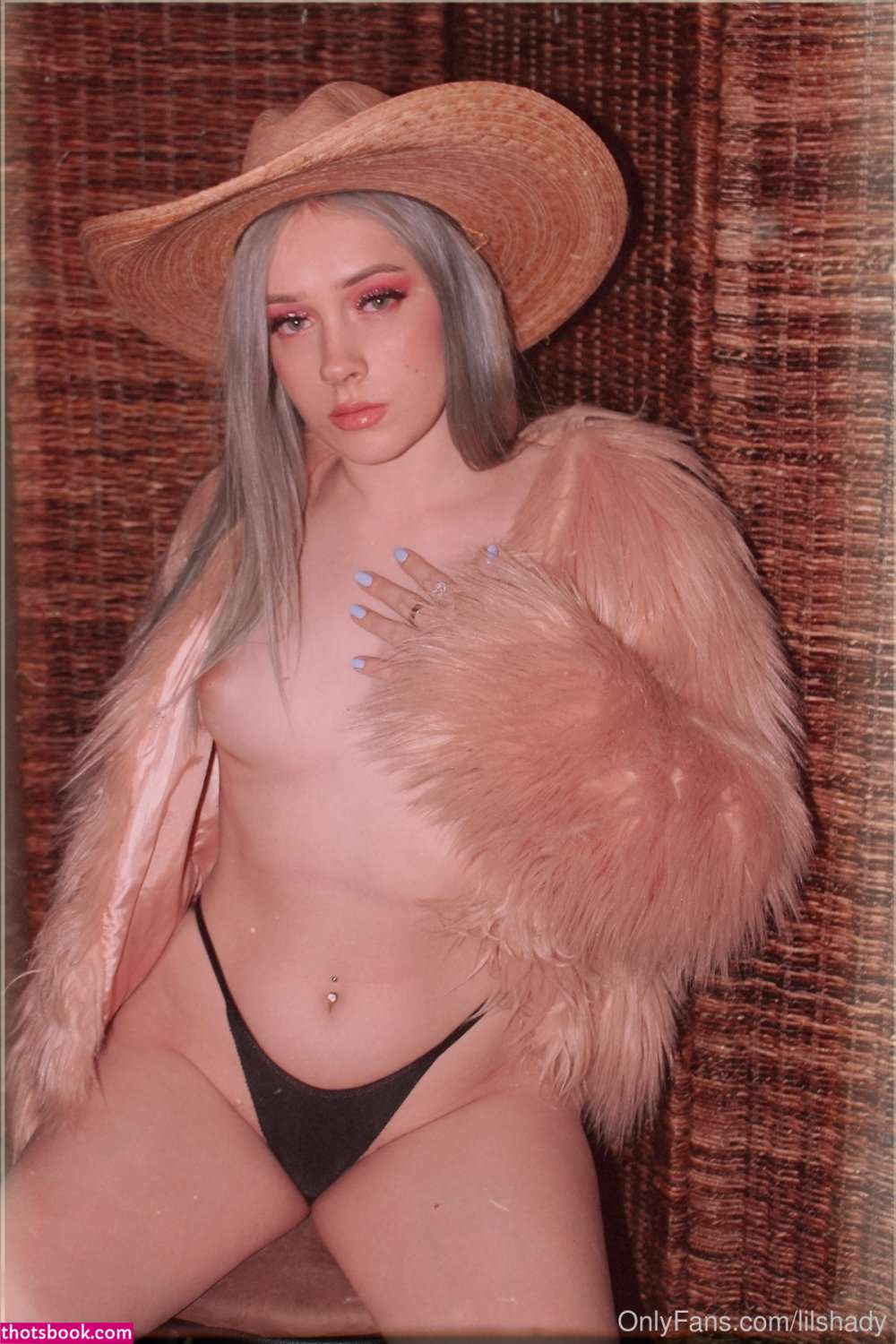 lilshady Photo #8