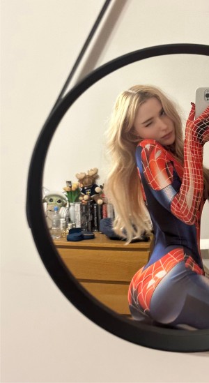 Nikki Beiar Photo #4