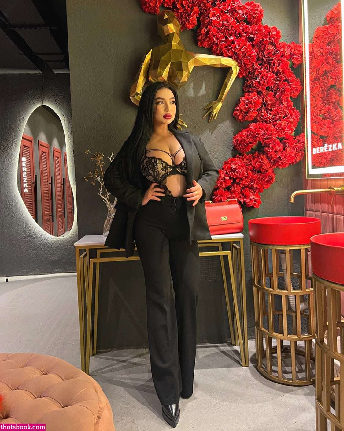 Zhansaya Dakarimova Photo #3