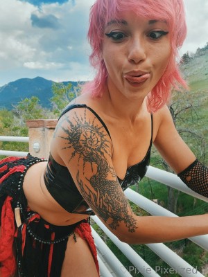 Pixiepixelized Photo #76