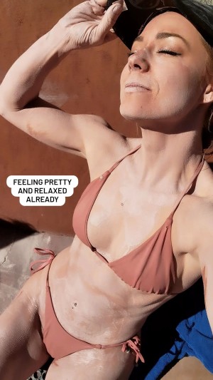 Nikki Leigh Photo #9