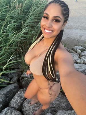 Nikki Michelle Photo #28